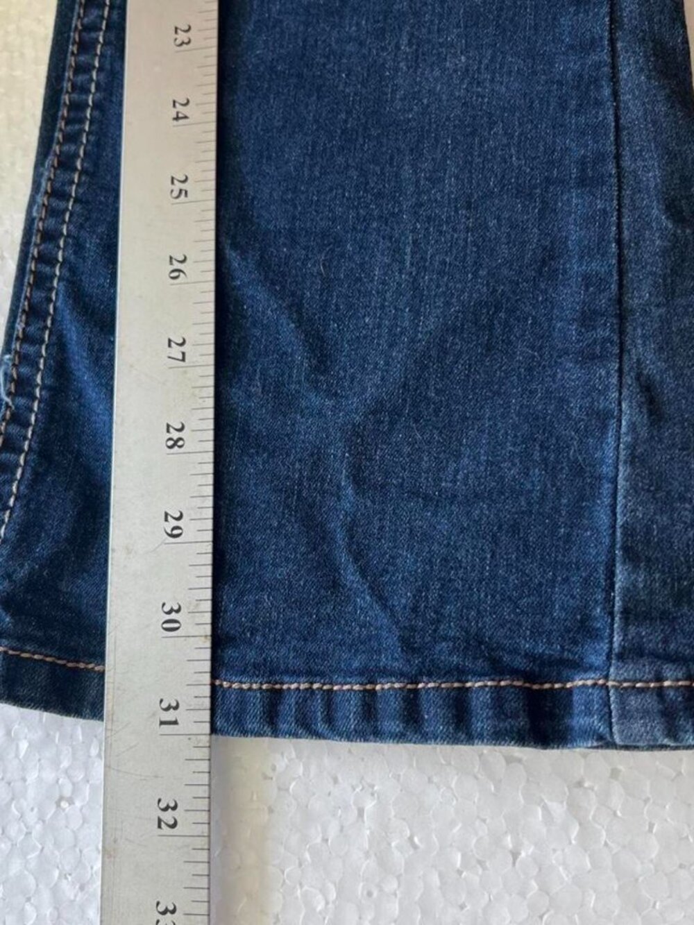 WallFlower Women’s Size 9 Long Bootcut Stretch Jeans | Medium Wash - Picture 7 of 7